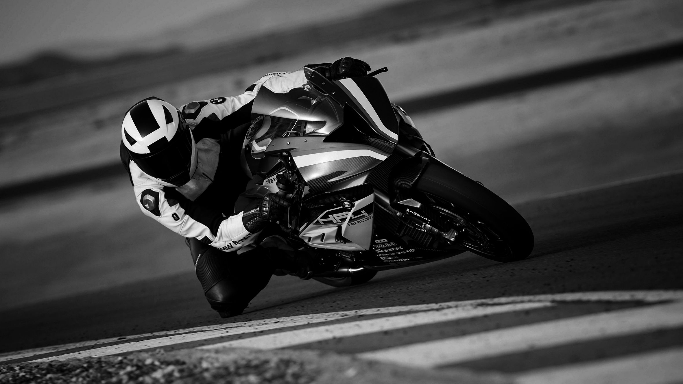 Racing 4T Motorcycle while used TERZO Motorcycle Oil 10W 40 4T