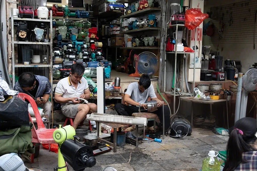 Motorcycle Oil Demand Trends in ASEAN Countries 3 Mineral vs Synthetic A Market Still in Transition_
